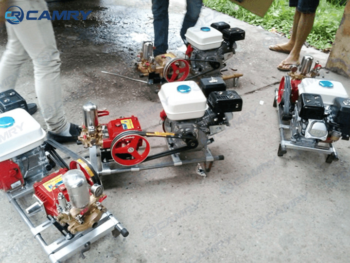 Máy rửa xe chạy xăng
