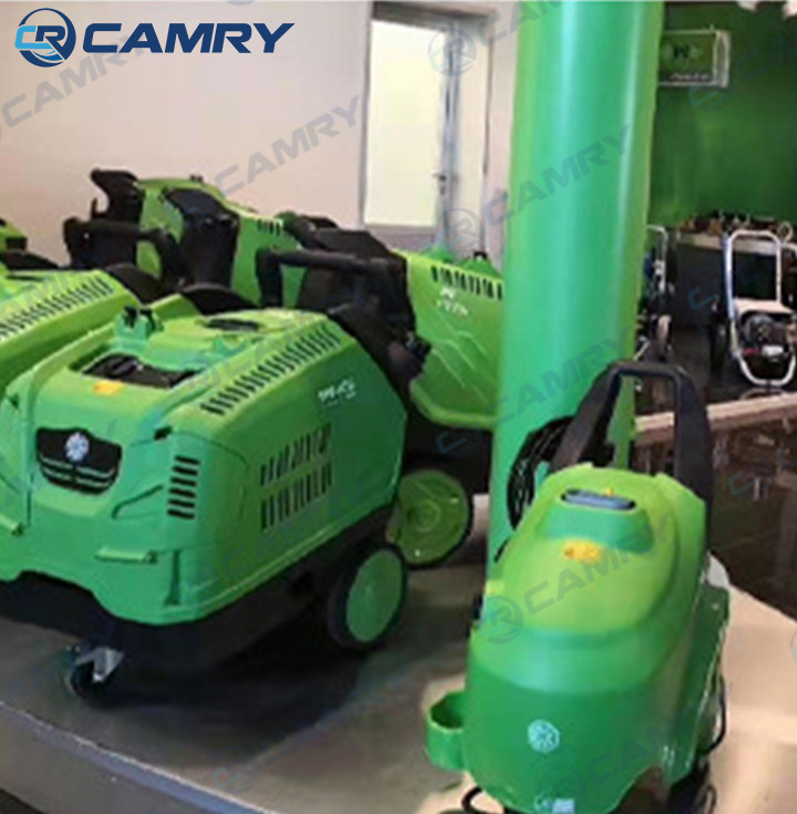máy rửa xe hơi nước nóng Italy