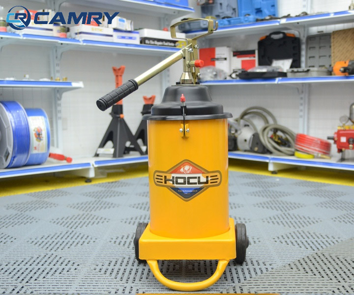máy bơm mỡ máy xúc bằng tay