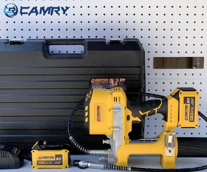 máy bơm mỡ cầm tay bán chạy