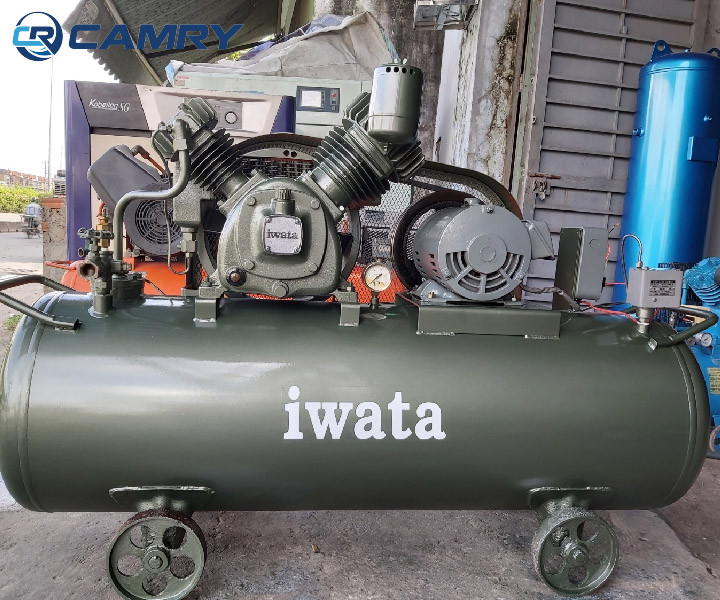 máy nén khí piston iwata có dầu