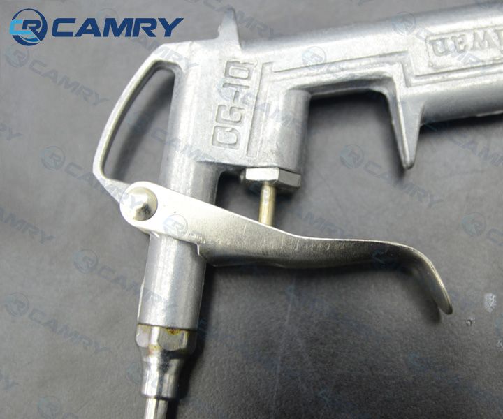 súng xì hơi máy nén khí